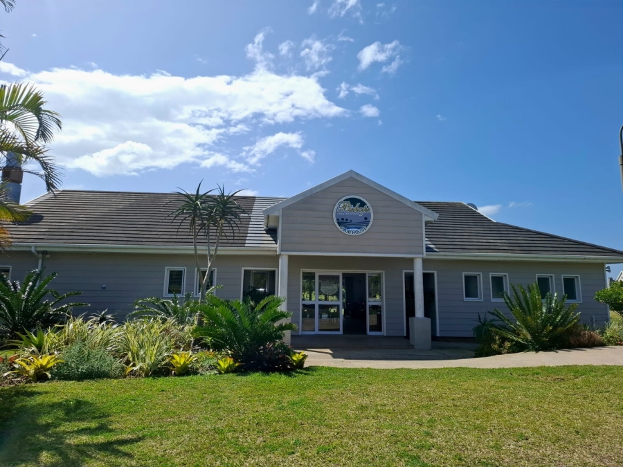 6 Bedroom Property for Sale in Beacon Bay Eastern Cape